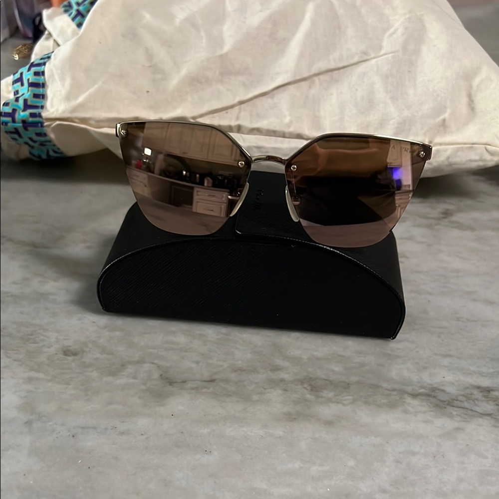 Stylish Brown Sunglasses
